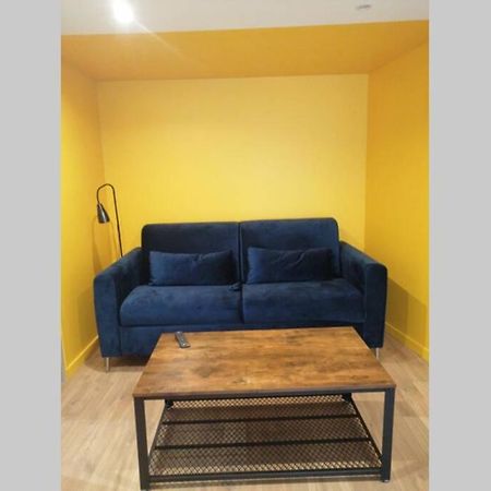 Charmant Appartement Avec Terrasse Pont-de-lʼIsère Eksteriør billede